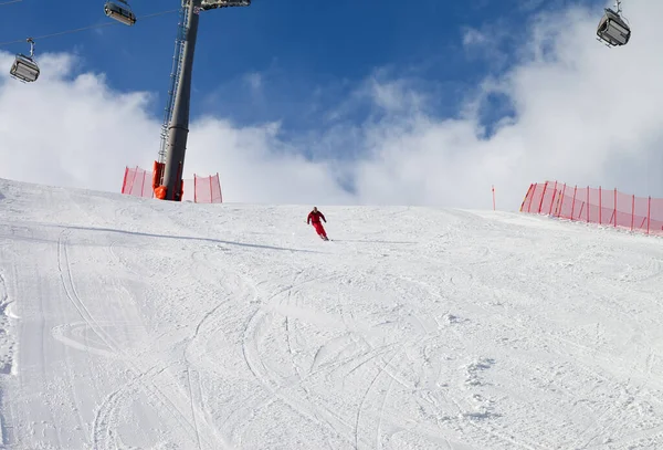 Skier Descend Snowy Ski Slope Sun Winter Day Greater Caucasus — Stock Photo, Image