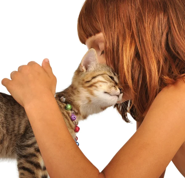 Niño con un gato — Foto de Stock