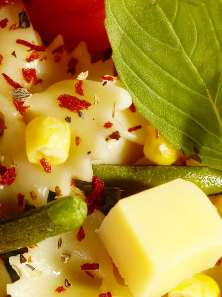 Italian pasta with string beans, cheese and spices — Stock Photo, Image