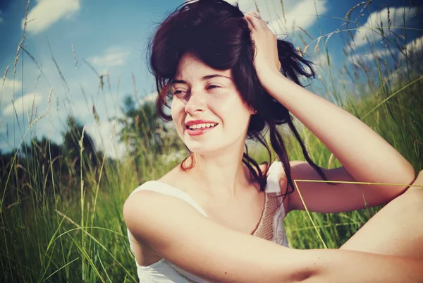 De pret van de zomer. grappige vrouwelijke portret — Stockfoto