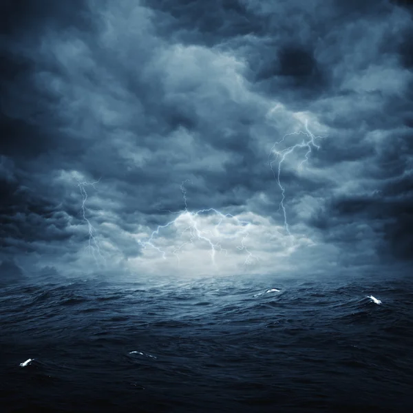 Myrskyinen valtameri, abstrakti luonnollinen tausta — kuvapankkivalokuva