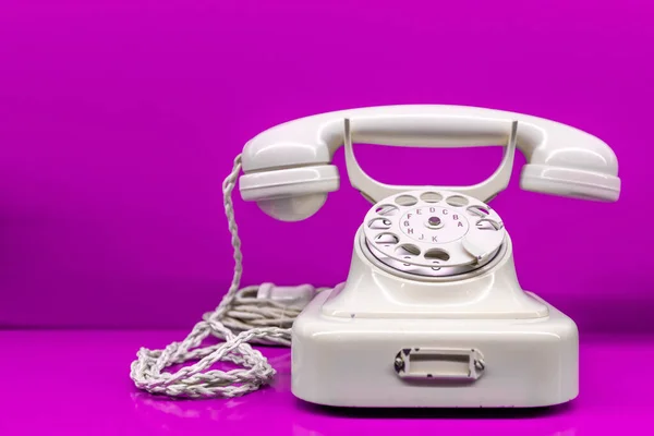 Gamla Telefon Plast Rosa Bakgrunder — Stockfoto