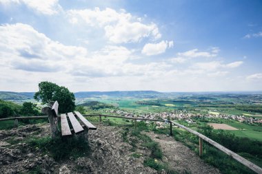 Avrupa 'daki dağların yaz manzarası