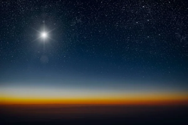 Der Stern Leuchtet Über Der Weihnachtskrippe Jesu Christi — Stockfoto