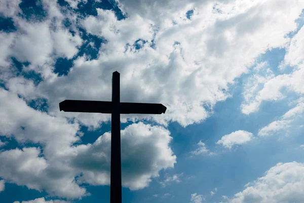 Croce Pasqua Sullo Sfondo Del Cielo — Foto Stock