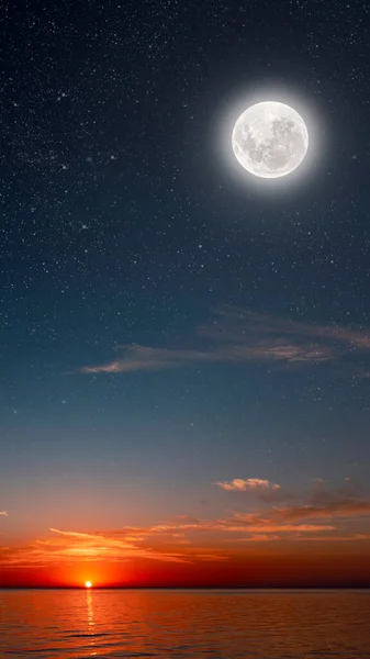 Луна Светит Канун Рождества Иисуса Христа — стоковое фото