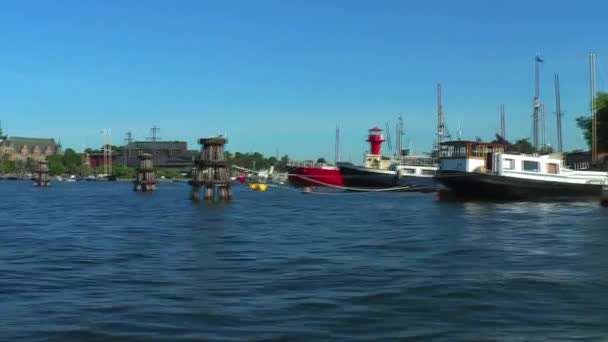 在斯德哥尔摩，瑞典海上巡航 — 图库视频影像