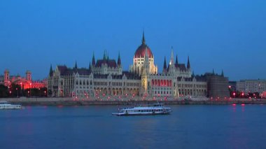 Budapeşte, Macaristan Parlamento Binası
