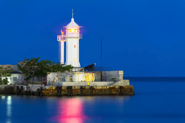 Leuchtturm bei Nacht — Stockfoto