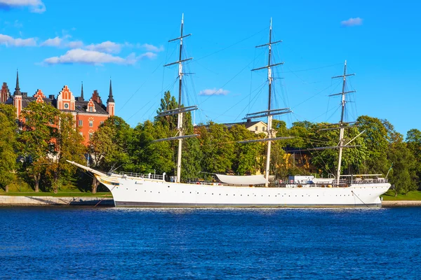 历史船 '为房颤的查普曼' 在斯德哥尔摩，瑞典 — 图库照片