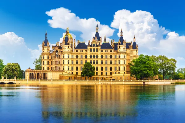 Ancient castle in Schwerin, Germany — Stock Photo, Image