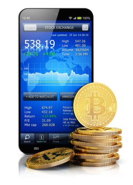 Yaratıcı soyut bitcoin borsa ticari finans konsepti: İnternet borsa uygulaması ve beyaz arka planda izole edilmiş altın kripto para yığını ile cep telefonu veya akıllı telefon resimlemesi