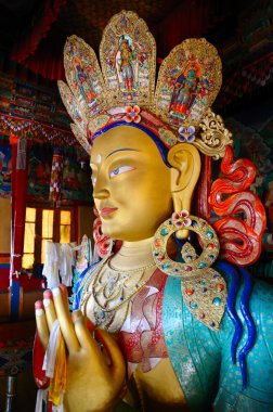 Altın buddha