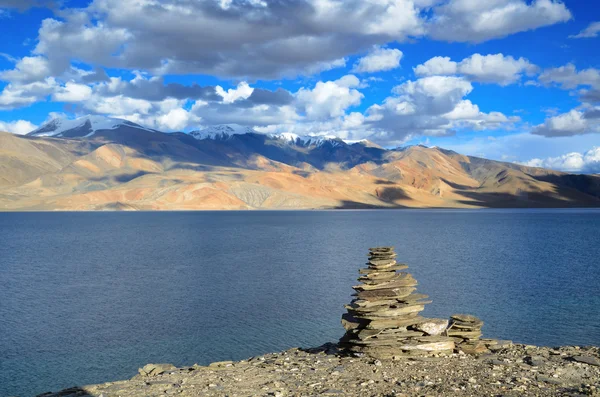 Tso Moriri lake in Himalayas — Stock Photo, Image