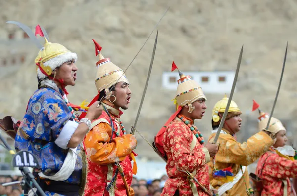 Ladakh 유산 축제에 연예인 스톡 사진