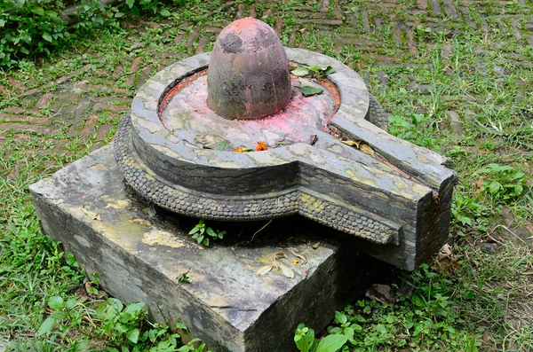 Stenen shiva lingam — Stockfoto