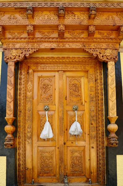 Old temple door — Stock Photo, Image