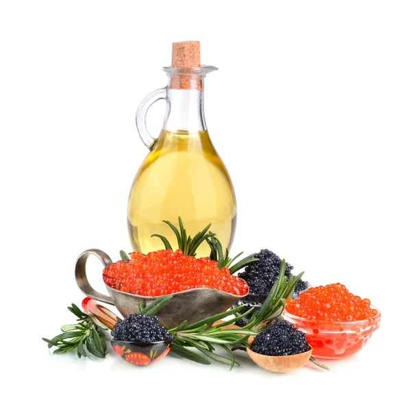 Икра с оливковым маслом — стоковое фото