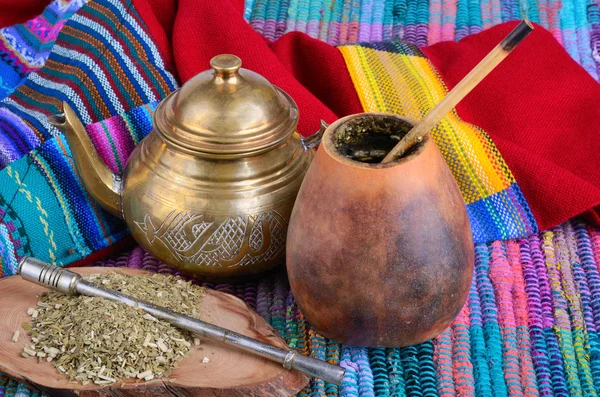 Maté in kalebas — Stockfoto