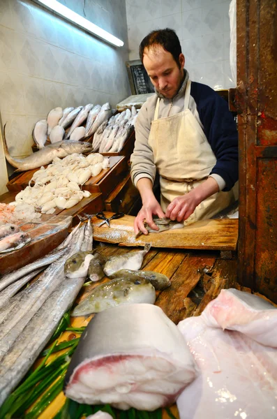 Loja de peixe em Fez — Fotografia de Stock