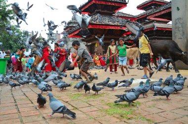 durbar kare üzerinde çocuk