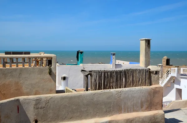 Atlantische Oceaan van daken van essaouira — Stockfoto