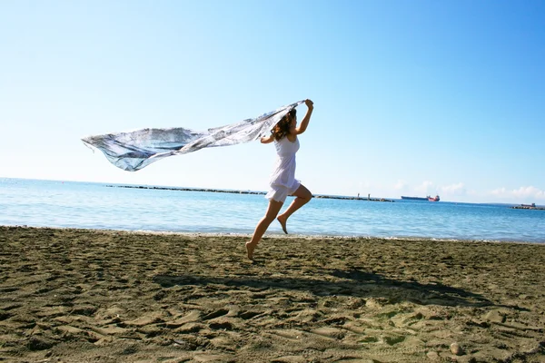 Femme sur la plage Photos De Stock Libres De Droits