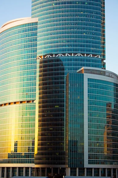 Skyscraper at sunset — Stock Photo, Image