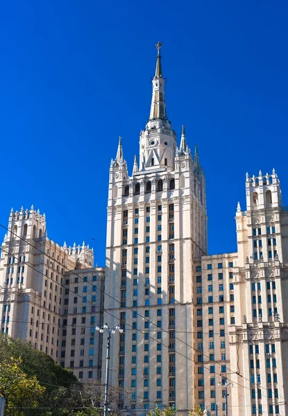 Soviet skyscraper — Stock Photo, Image