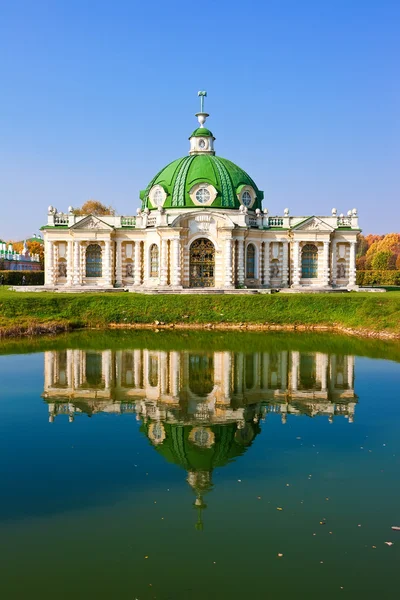 Pavilion Grotto in Kuskovo — Stock Photo, Image