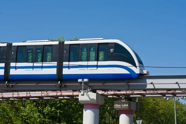 Schwebebahn — Stockfoto