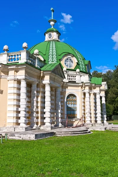 Gruta do Pavilhão em Kuskovo — Fotografia de Stock