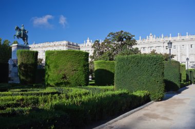 Madrid Kraliyet Sarayı