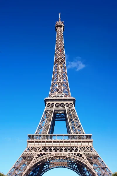 Torre Eiffel en París — Foto de Stock