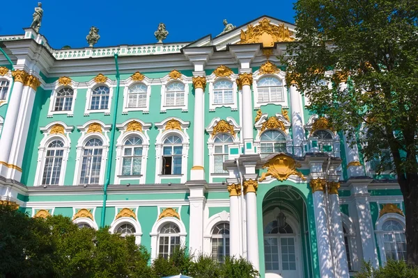 Hermitage ในเซนต์ปีเตอร์สเบิร์ก — ภาพถ่ายสต็อก