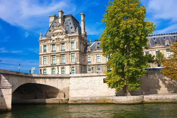 Louvre Müzesi — Stok fotoğraf