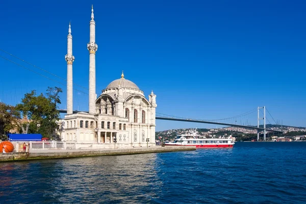 Ortakoy Mosque — Zdjęcie stockowe