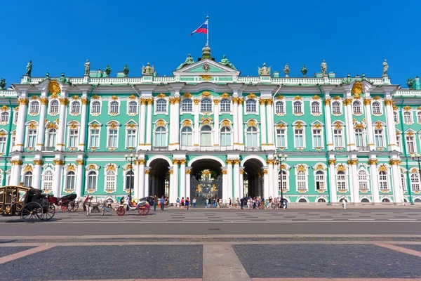 Hermitage i Sankt Petersburg — Stockfoto