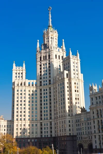 Kotelnicheskaya Embankment Building — Stock Photo, Image