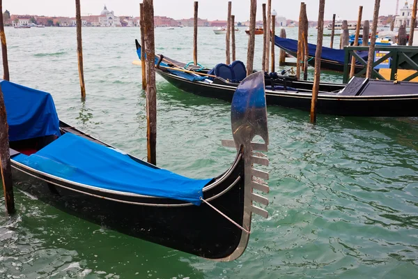 Góndolas en Venecia — Foto de Stock