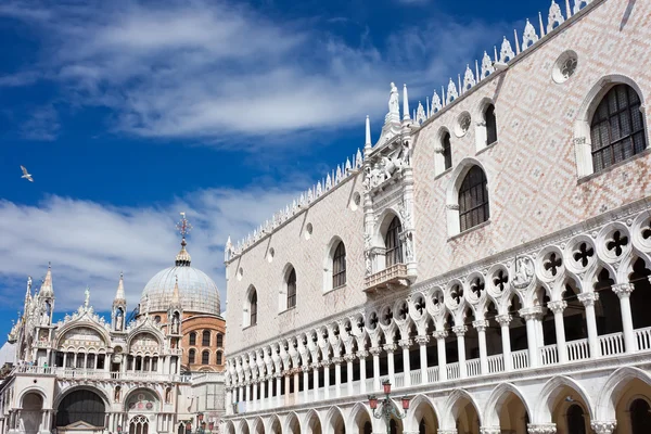 Doge paleis in Venetië — Stockfoto