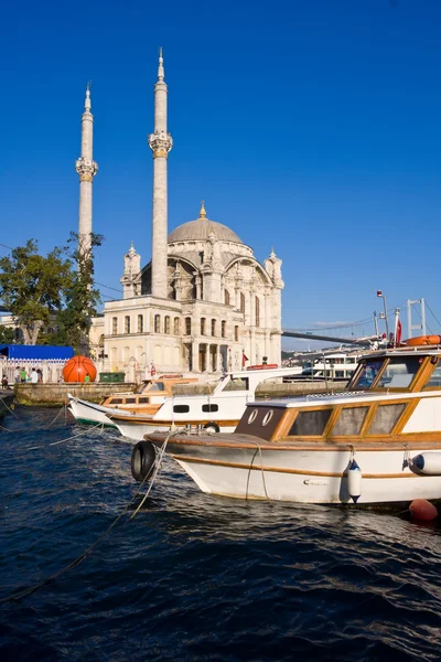 Mezquita Ortakoy — Foto de Stock