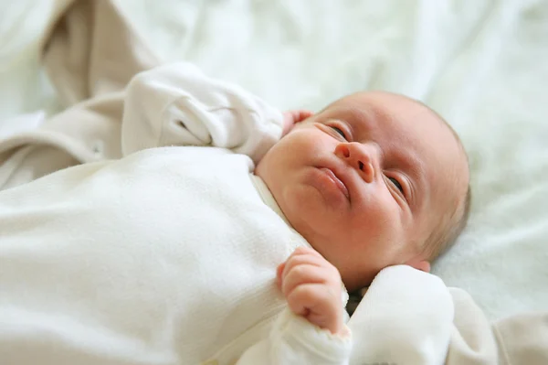 Neugeborenes Baby — Stockfoto