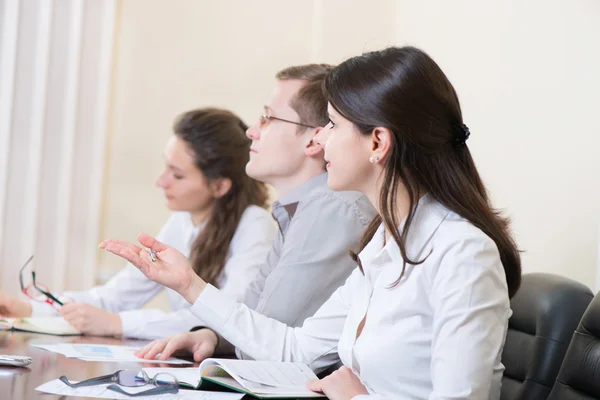 Gente de negocios en seminario — Foto de Stock