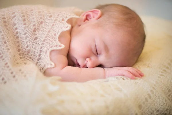 Newborn baby — Stock Photo, Image