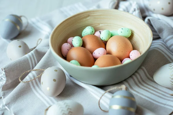 Funny Decotaited Ester Eggs Wooden Dish Bright Cloth — Stock Photo, Image