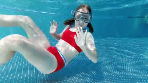 Funny Child Girl Palying Having Fun Swimming Pool Water Summer — Stock Video