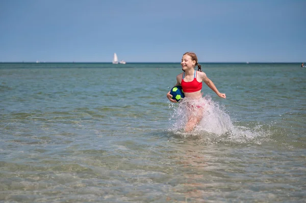 Beautiful Child Girl Playful Running Water Sea Summer — ストック写真