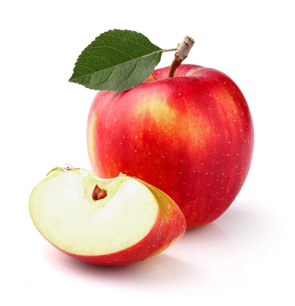 Κόκκινο μήλο με φύλλο — Φωτογραφία Αρχείου