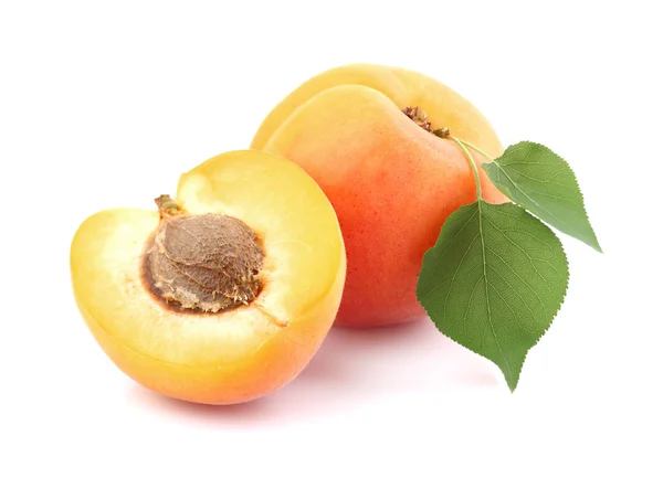 Sweet apricot with leaves — Stock Photo, Image